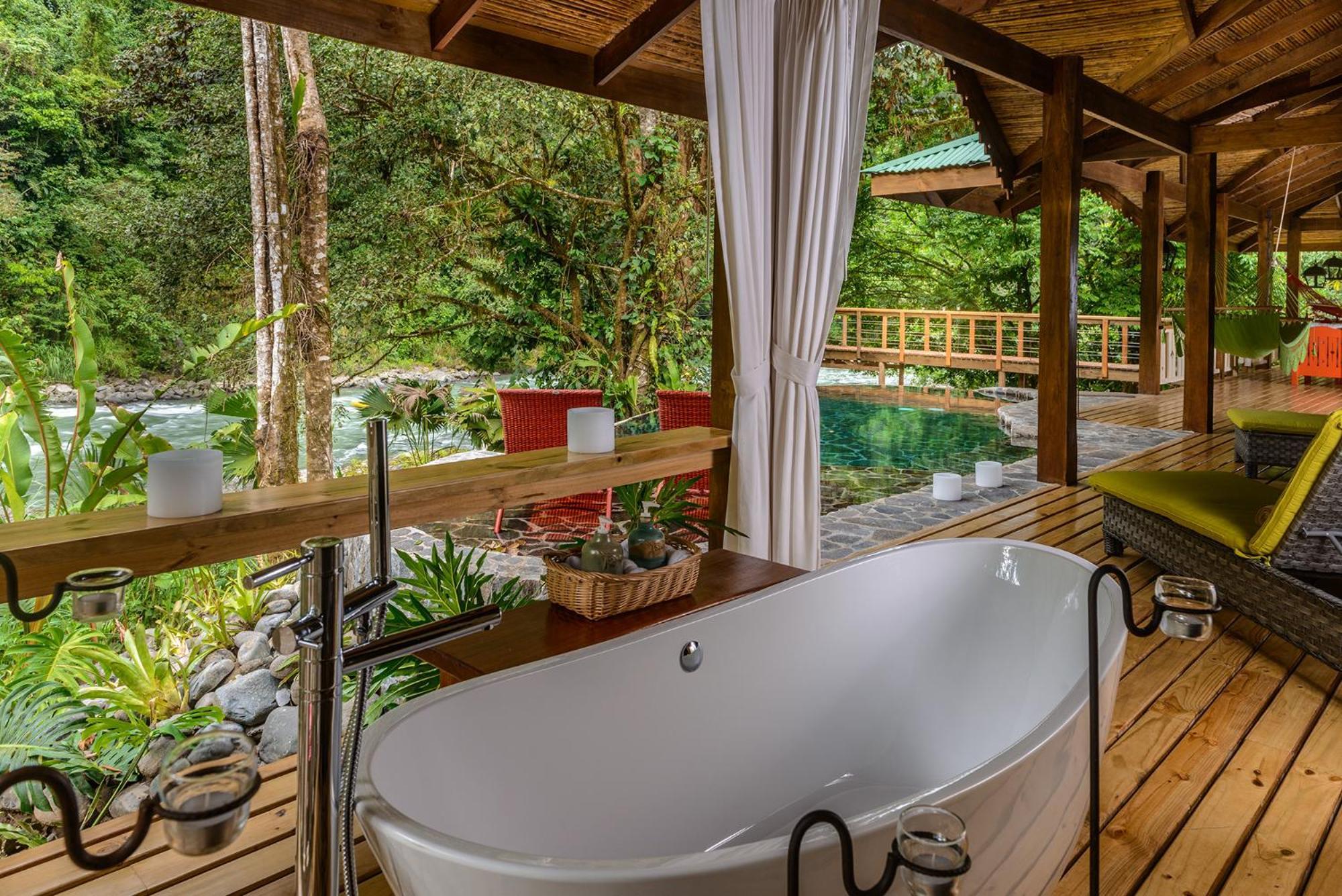 Pacuare Lodge By Boeena Limon Exteriör bild